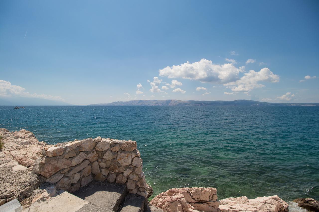 Apartments Josip By The Sea Novi Vinodolski Extérieur photo